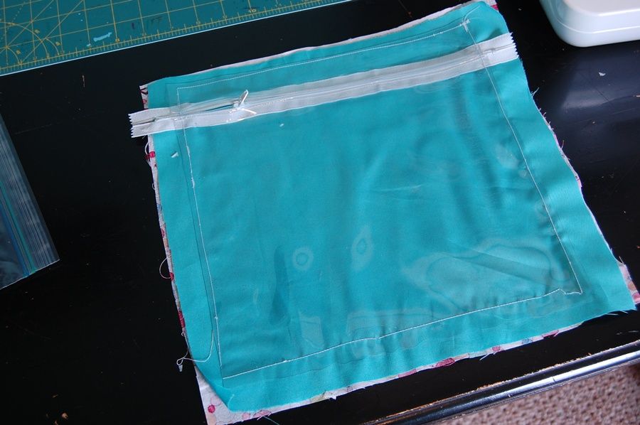Just Deanna A Sewing Tutorial The Reusable Ziplock bag